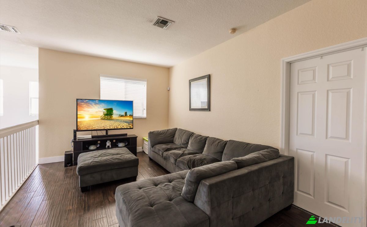 Single Family Home for Sale 20788 SW 89th Path, Cutler Bay, Miami-Dade County, Florida, United States, FL 33189, USA. Photo 9