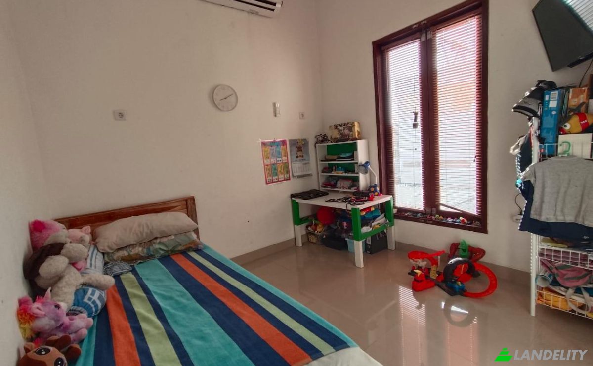 Maison de ville à vendre Taman Sari Residence Jl Taman Sari I No4, Kerobokan, Kec Denpasar Bar, Kota Denpasar, Bali 80117, Denpasar, Denpasar City, Bali, Indonesia. Photo 9