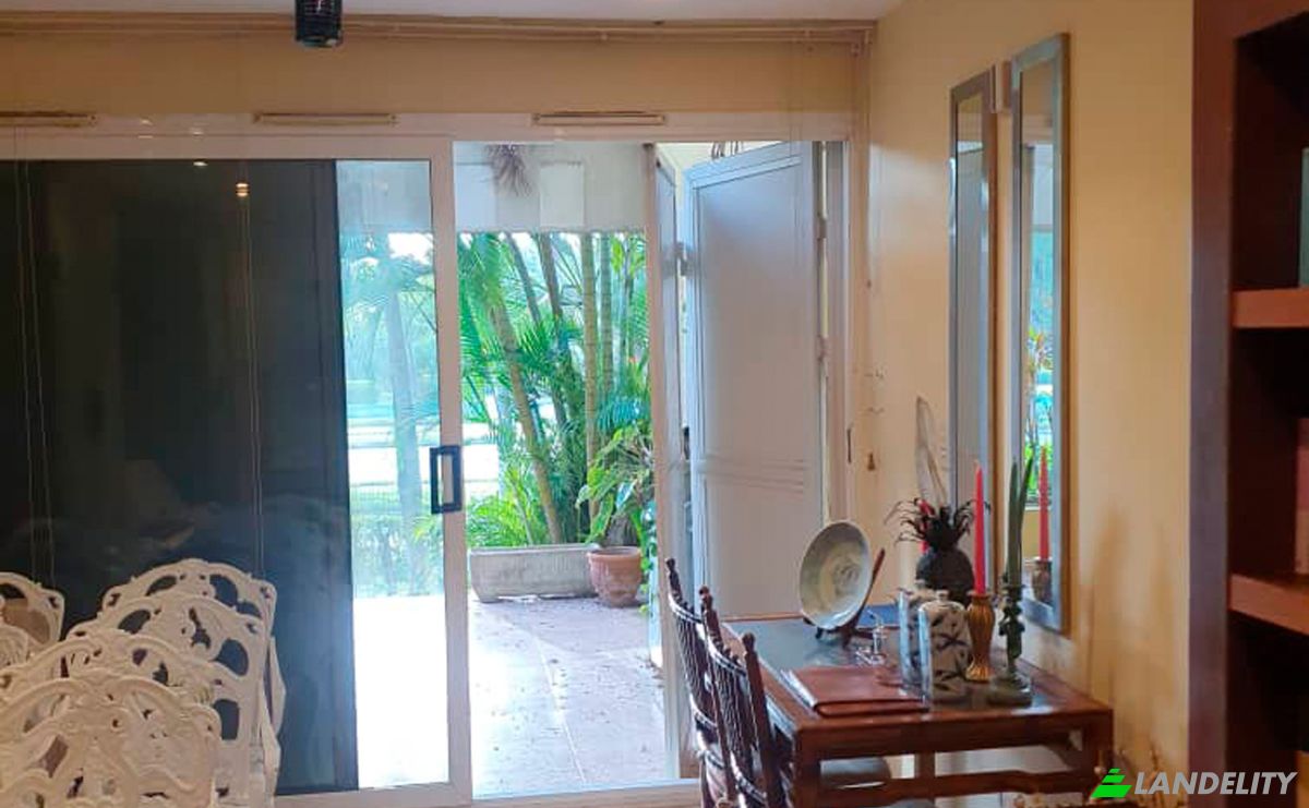 Apartment for Sale Havana, Plaza de la Revolucion, Cuba. Photo 2