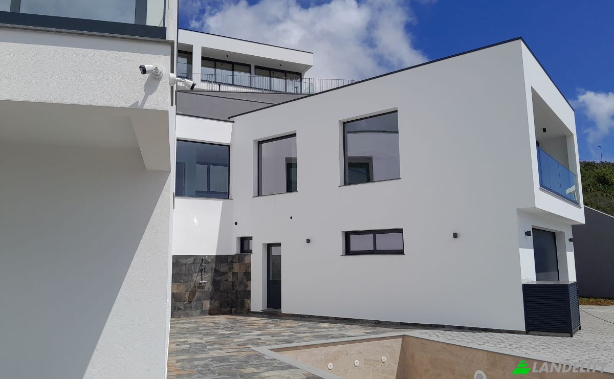 Casa de una sola familia en venta Complexo Desportivo das Eiras, 9100 Santa Cruz, Santa Cruz, Madeira, Portugal. Foto 3