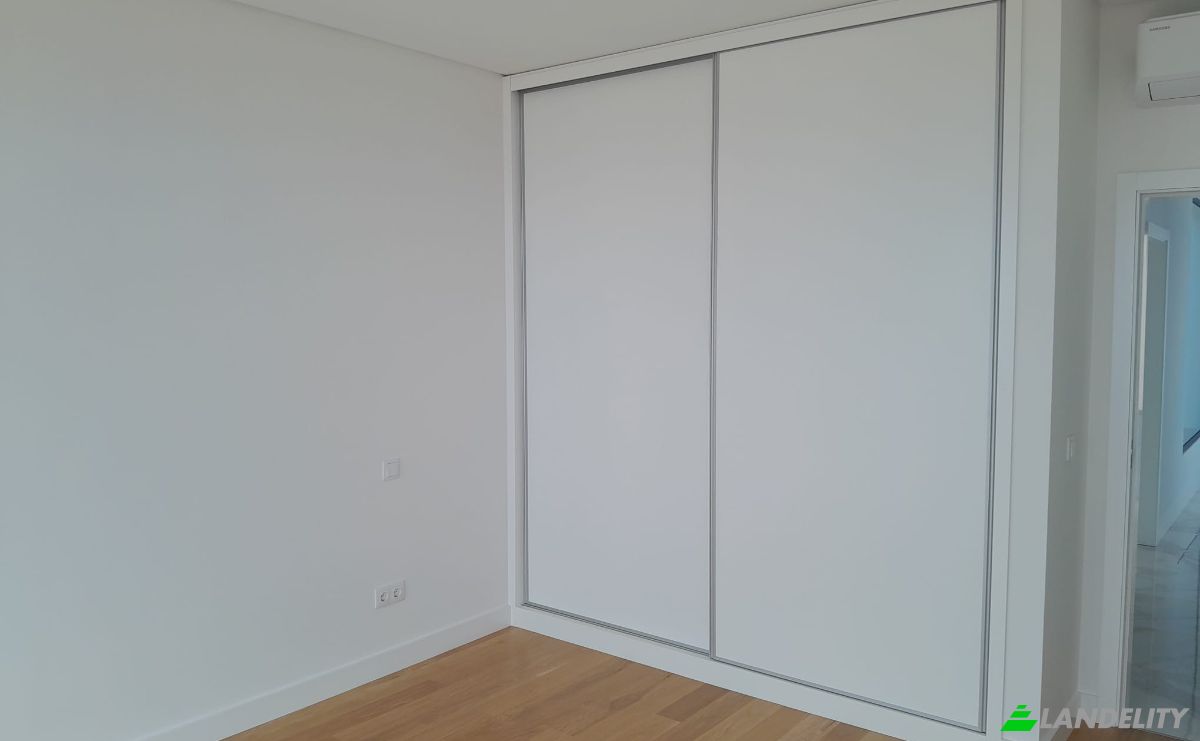 Casa de una sola familia en venta Complexo Desportivo das Eiras, 9100 Santa Cruz, Santa Cruz, Madeira, Portugal. Foto 7