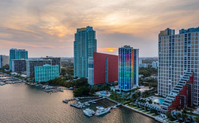 Condo for Sale - Miami, United States