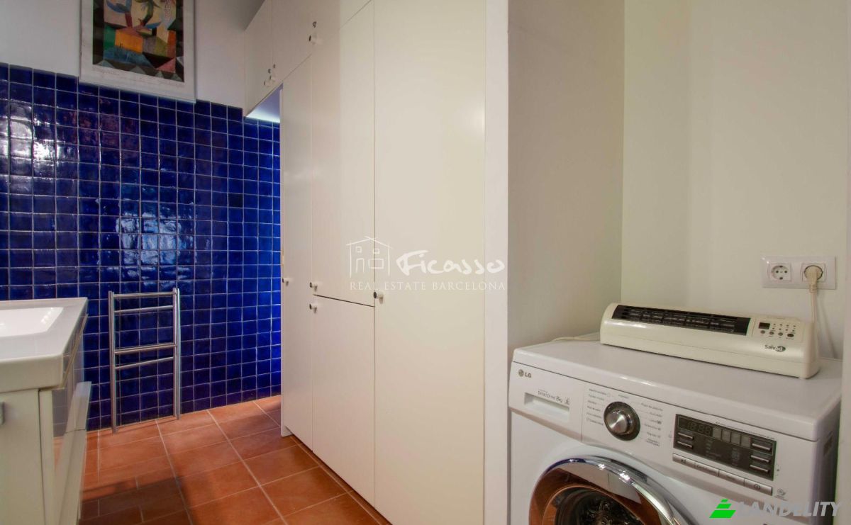 Apartment for Sale Carrer de Vistalegre, Ciutat Vella, Barcelona, Catalonia, Spain. Photo 9