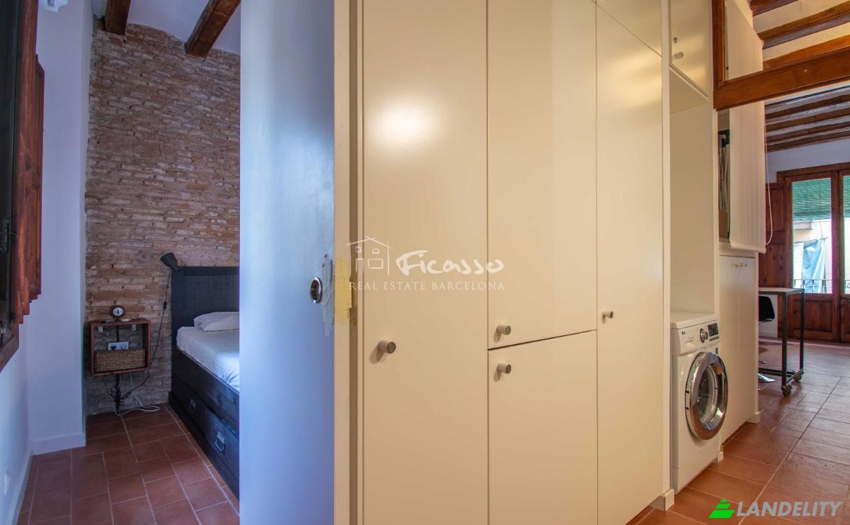 Apartment for Sale Carrer de Vistalegre, Ciutat Vella, Barcelona, Catalonia, Spain. Photo 10