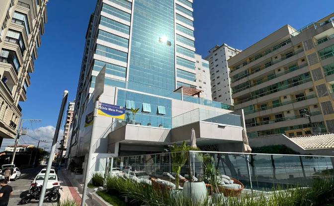 Apartment for Sale Rua 323, 408, Meia Praia. Photo#2 Apartment for Sale Rua 323, 408, Meia Praia. Photo#2