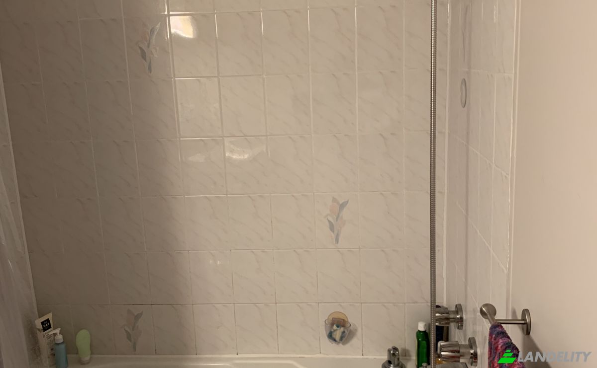 Apartment for Sale 2156 Rue Jacques-Hertel, Montreal, Quebec, Canada, QC H4E 1R3. Photo 11