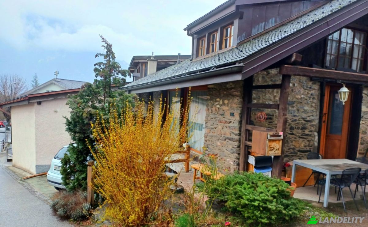 Single Family Home for Sale Sent de la Contree 3, 3968 Veyras, Noble-Contree, Sierre District, Valais, Switzerland. Photo 1