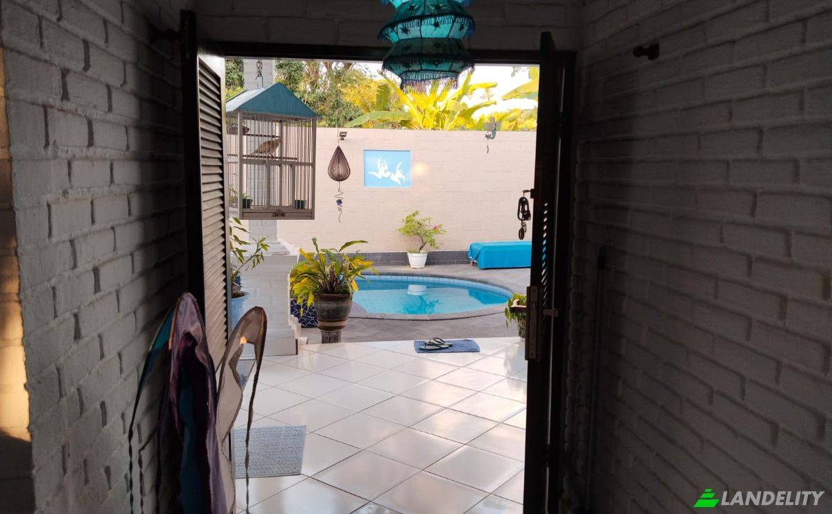 Villa for Sale Anturan, Buleleng, Buleleng Regency, Bali, Indonesia, Bali 81119. Photo 13
