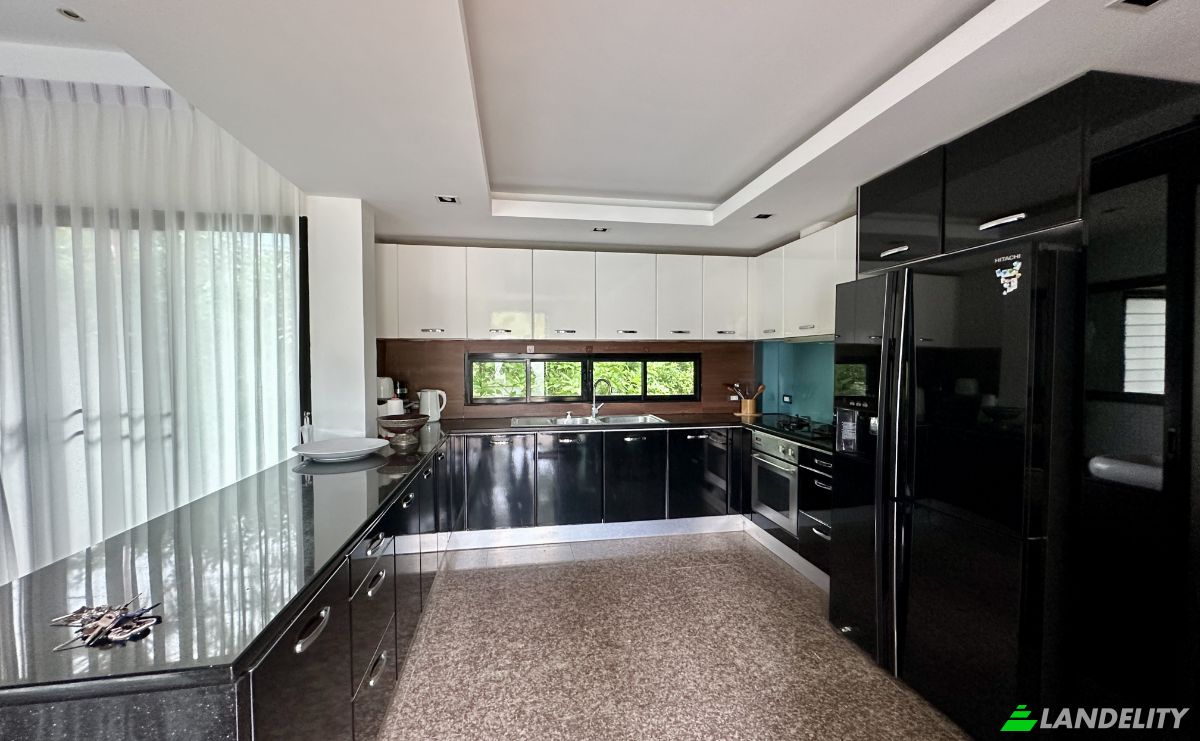 Villa for Sale Choeng Thale, Thalang District, Phuket, Thailand, Phuket 83110. Photo 10