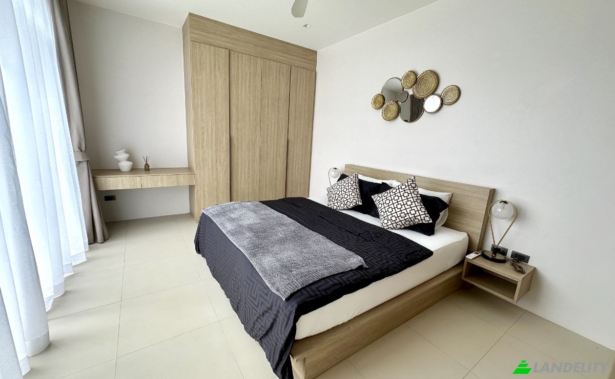 Villa for Sale 1 Soi Wat Rang, Tambon Choeng Thale, Amphoe Thalang, Chang Wat Phuket 83110, Choeng Thale, Thalang District, Phuket, Thailand. Photo 14