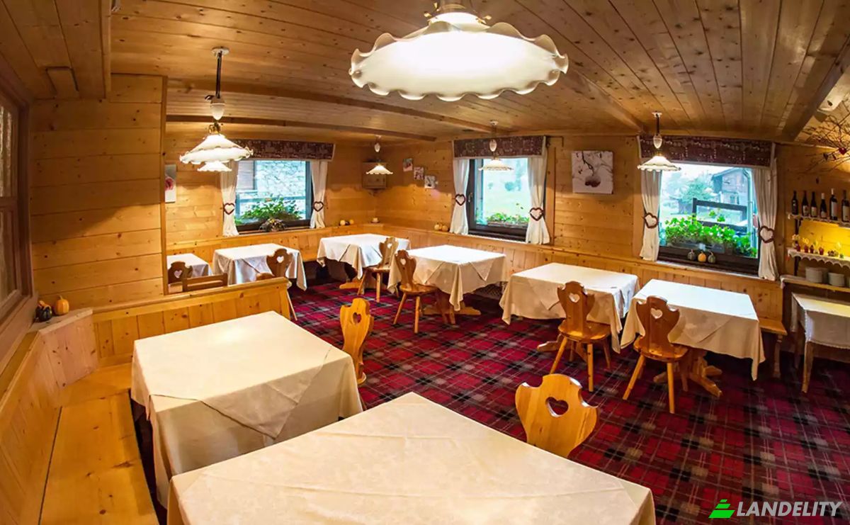 Hotel for Sale Via Greschmatto Weg, 11025 Gressoney-Saint-Jean AO, Gressoney-Saint-Jean, Aosta Valley, Italy. Photo 7
