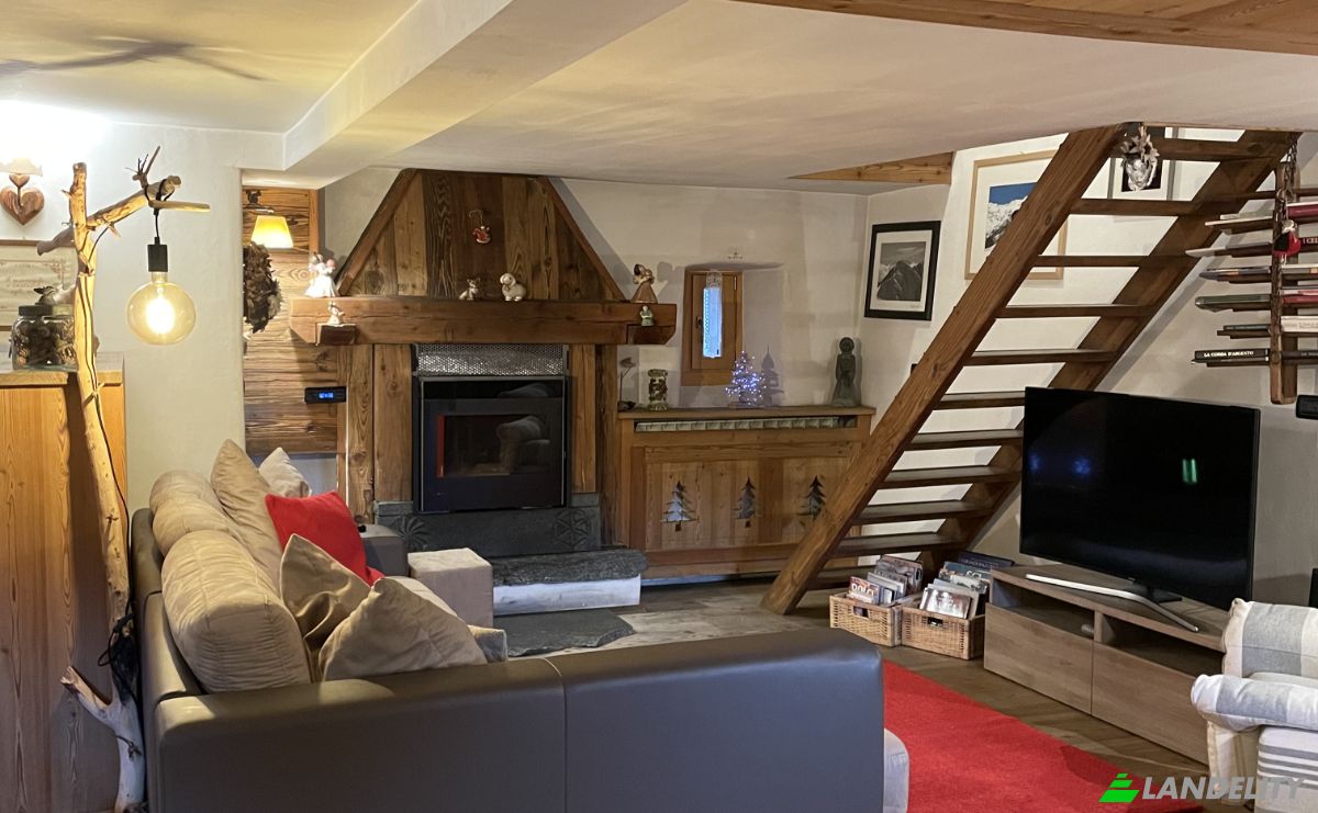 Villa for Sale Localita Schtrecka, 11025 Gressoney-Saint-Jean AO, Noversch, Aosta Valley, Italy. Photo 15