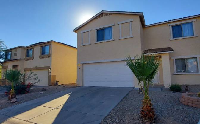 Single Family Home for Sale 5701 E Lush Vista View. Photo#2
