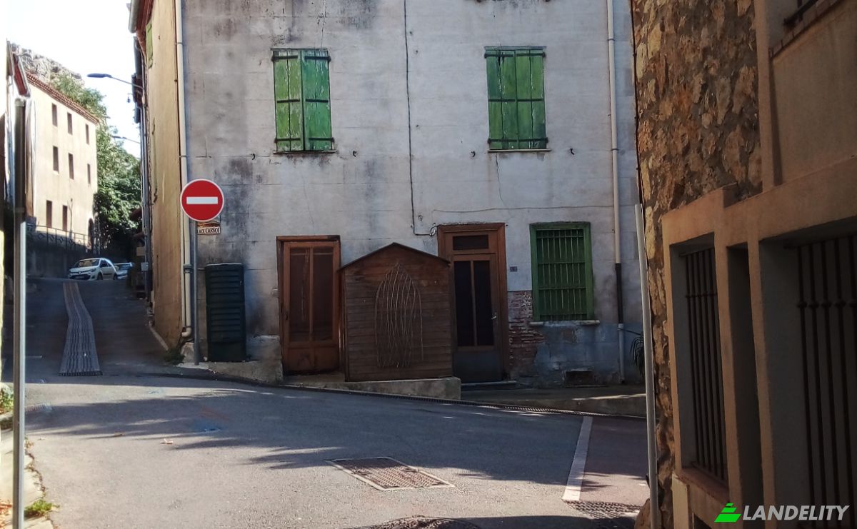 Townhouse for Sale 6 Pl Carnot, 66720 Tautavel, Tautavel, Pyrenees-Orientales, Occitanie, France. Photo 1
