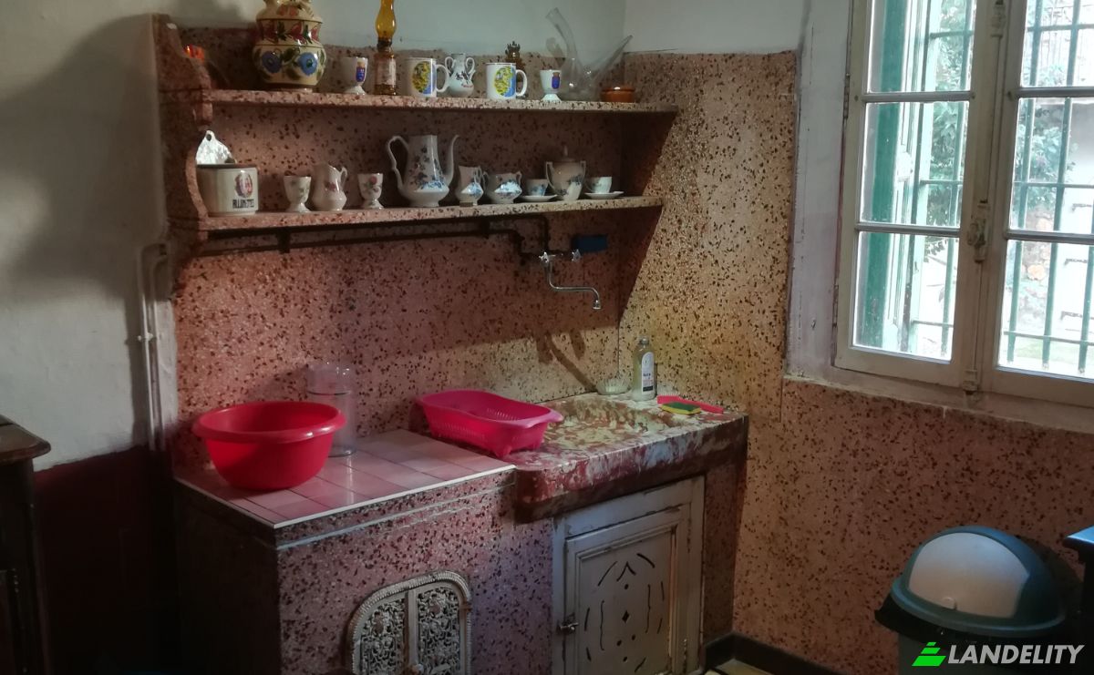 Townhouse for Sale 6 Pl Carnot, 66720 Tautavel, Tautavel, Pyrenees-Orientales, Occitanie, France. Photo 2