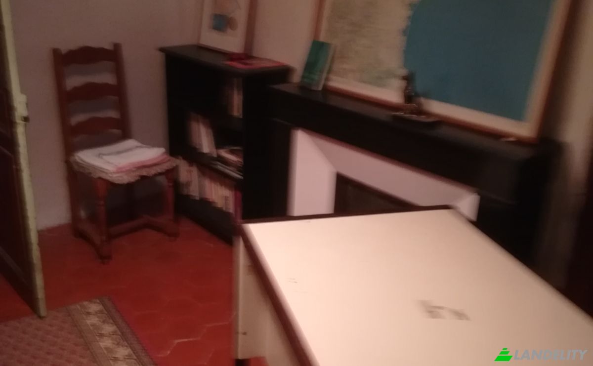 Townhouse for Sale 6 Pl Carnot, 66720 Tautavel, Tautavel, Pyrenees-Orientales, Occitanie, France. Photo 8
