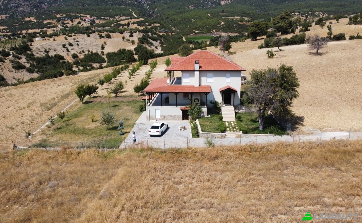 Single Family Home for Rent Gumuslu, Korkuteli, Antalya, Turkiye, Isimsiz Yol, 07800 Korkuteli Antalya. Photo 2