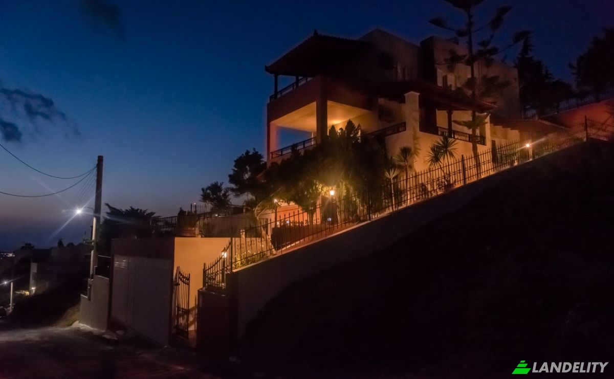 Bed and Breakfast for Sale Agias Marinas 33, Ammoudi 715 00, Ammoudi, Crete, Decentralized Administration of Crete, Greece. Photo 25