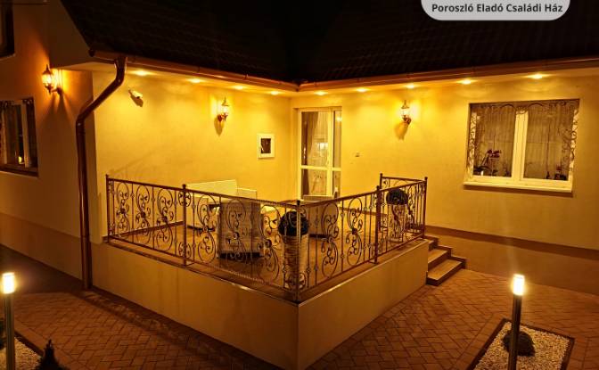 Single Family Home for Sale Poroszlo. Photo#11