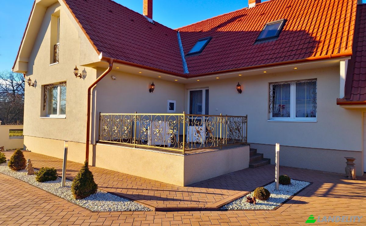 Single Family Home for Sale Poroszlo, Fuzesabony District, Heves County, Hungary, Fo ut 131, 3388 Hungary. Photo 12