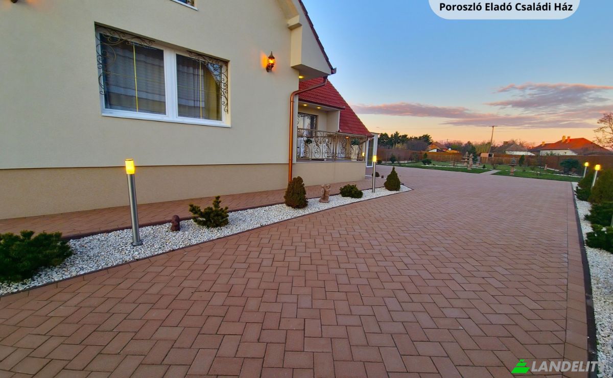 Single Family Home for Sale Poroszlo, Fuzesabony District, Heves County, Hungary, Fo ut 131, 3388 Hungary. Photo 18