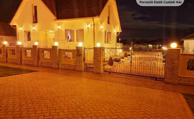 Single Family Home for Sale Poroszlo. Photo#4