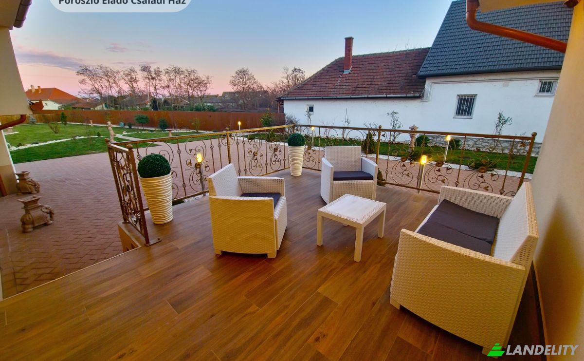 Single Family Home for Sale Poroszlo, Fuzesabony District, Heves County, Hungary, Fo ut 131, 3388 Hungary. Photo 5