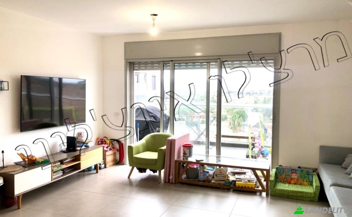 Apartment for Sale Yerushalayim St 20, Ness Ziona, Rehovot, Center District, Israel. Photo 1