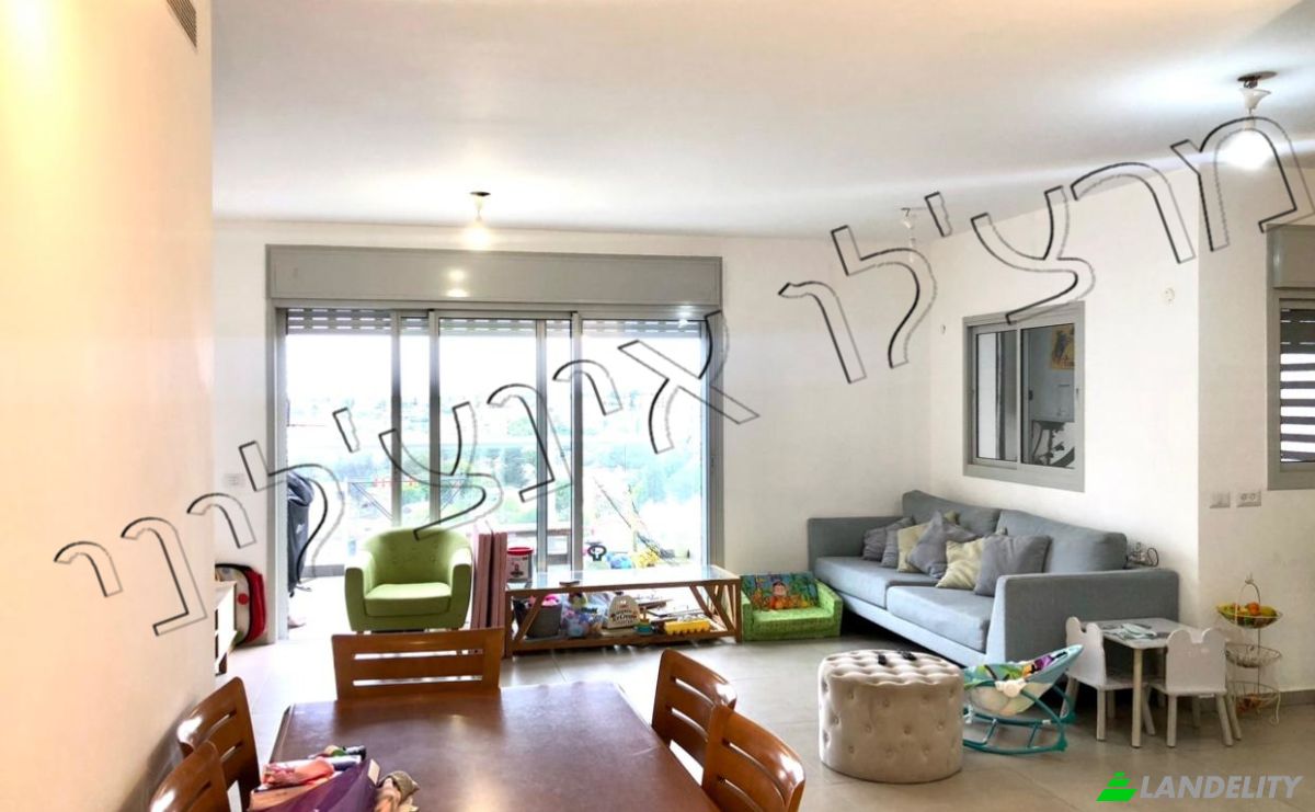 Apartment for Sale Yerushalayim St 20, Ness Ziona, Rehovot, Center District, Israel. Photo 2