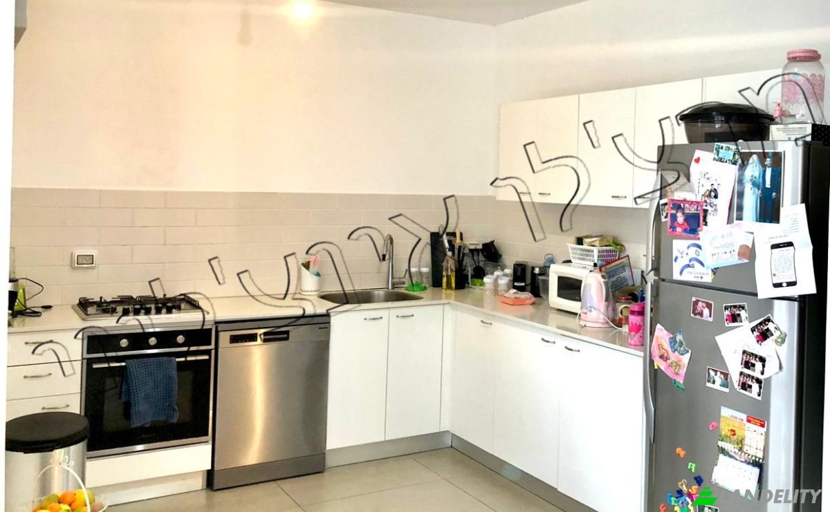 Apartment for Sale Yerushalayim St 20, Ness Ziona, Rehovot, Center District, Israel. Photo 5