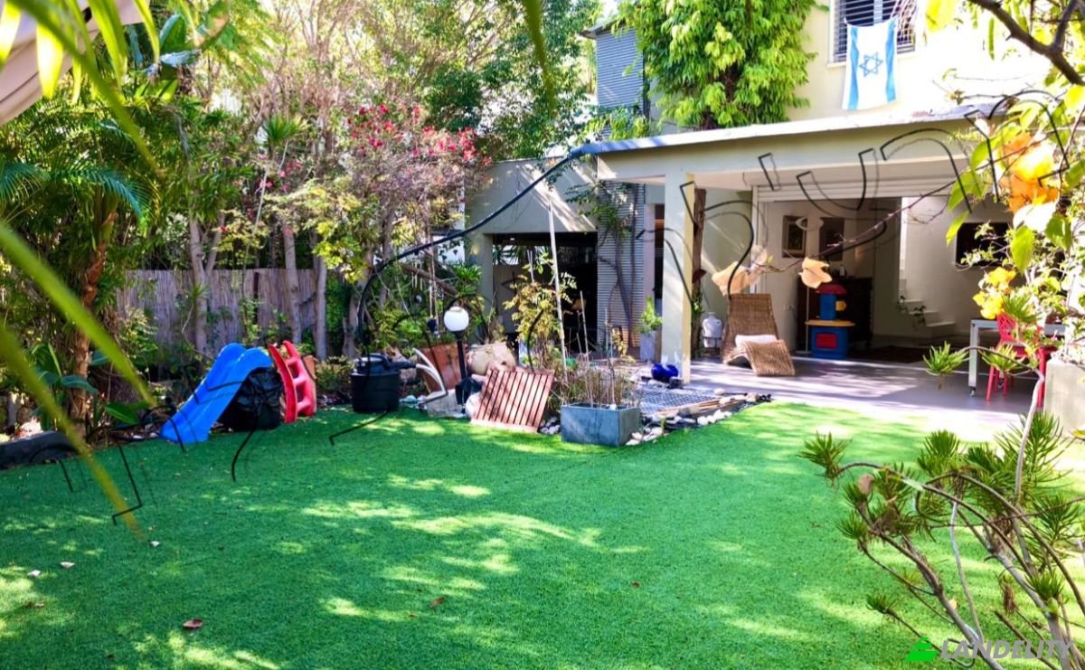 Single Family Home for Sale Yisrael Ashkenazi St 54, Tel Aviv-Yafo, Mishmar HaYarden Haruge Malkhut, Tel Aviv District, Israel. Photo 11