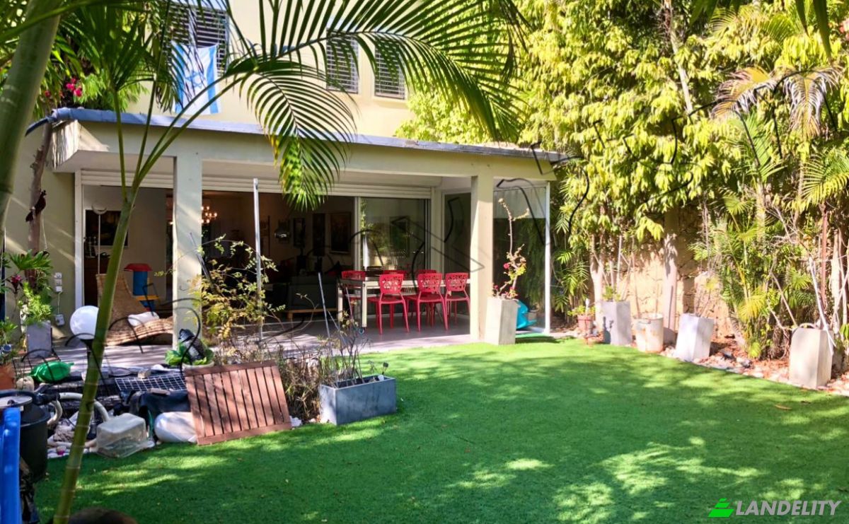 Single Family Home for Sale Yisrael Ashkenazi St 54, Tel Aviv-Yafo, Mishmar HaYarden Haruge Malkhut, Tel Aviv District, Israel. Photo 12