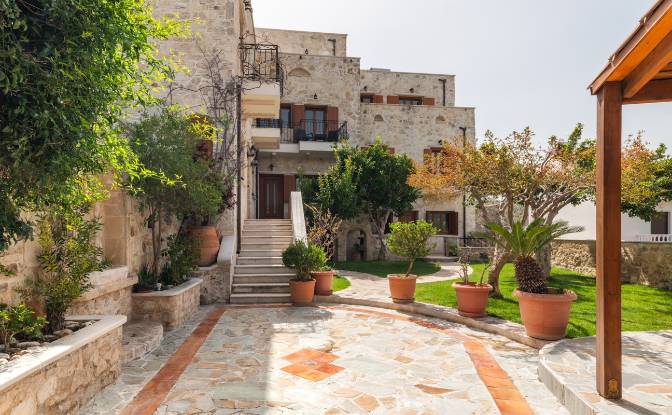 Bed and Breakfast for Sale EparOd Keramoutsiou. Photo#2 Bed and Breakfast for Sale EparOd Keramoutsiou. Photo#2