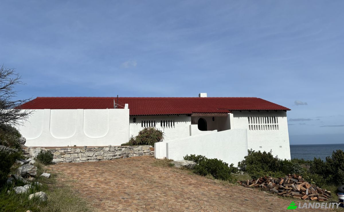 Single Family Home for Sale 3043 Clarence Dr, Bettys Bay, Overberg District Municipality, Western Cape, South Africa, 7141. Photo 2