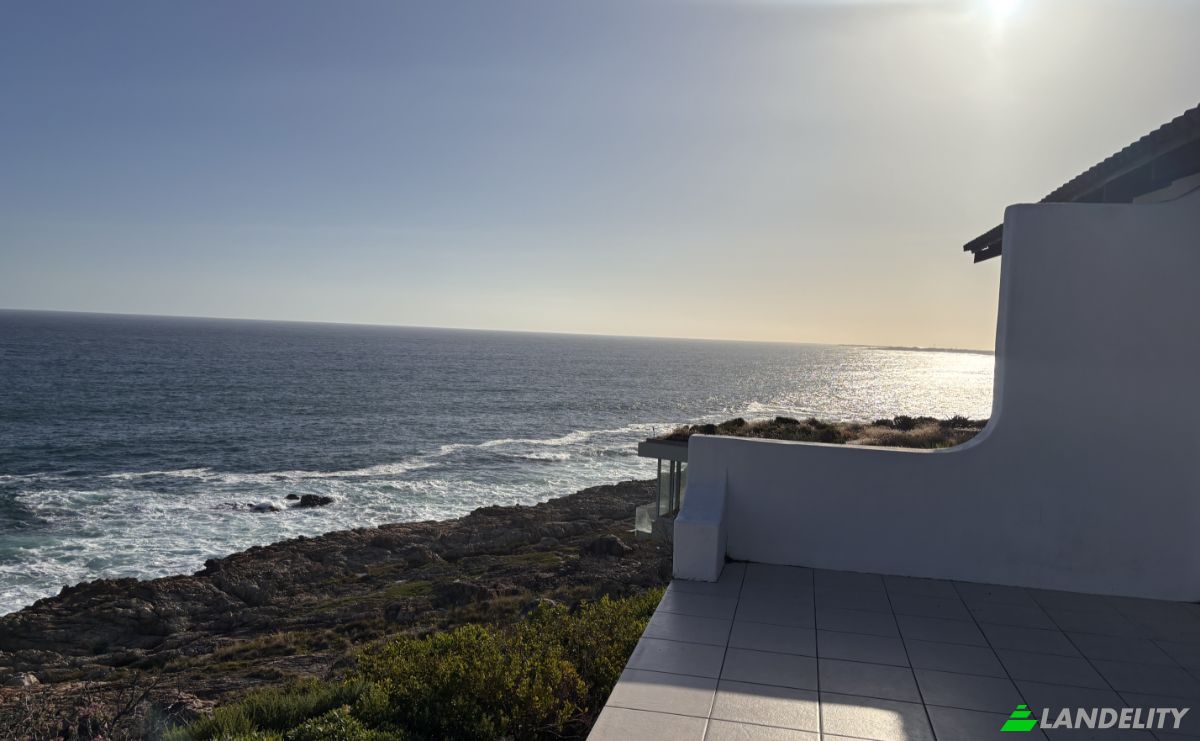 Single Family Home for Sale 3043 Clarence Dr, Bettys Bay, Overberg District Municipality, Western Cape, South Africa, 7141. Photo 3