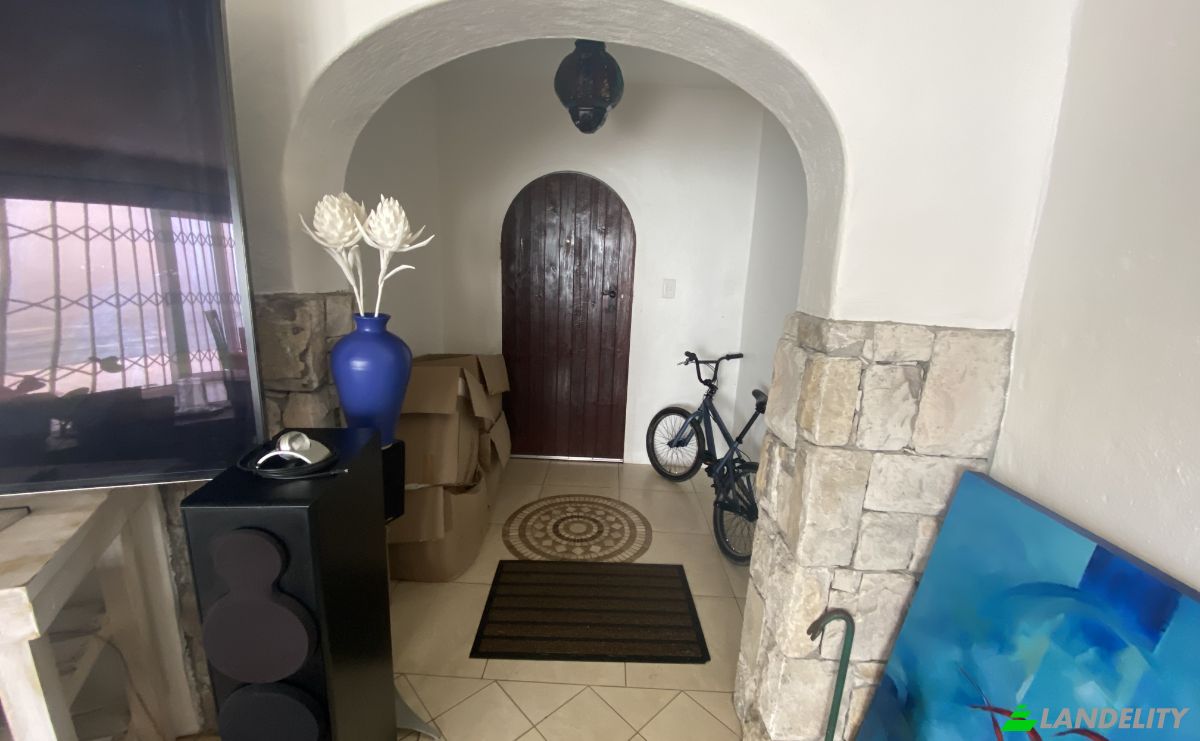 Single Family Home for Sale 3043 Clarence Dr, Bettys Bay, Overberg District Municipality, Western Cape, South Africa, 7141. Photo 7