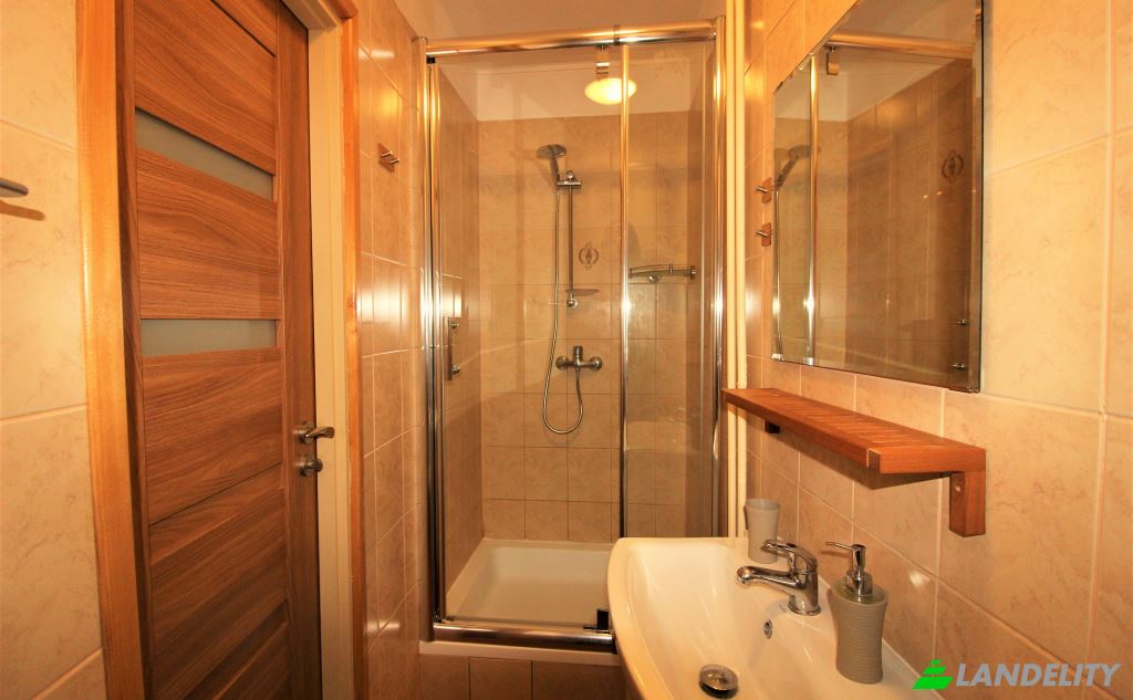 Apartment for Sale Starowislna, Krakow, Lesser Poland Voivodeship, Poland. Photo 5