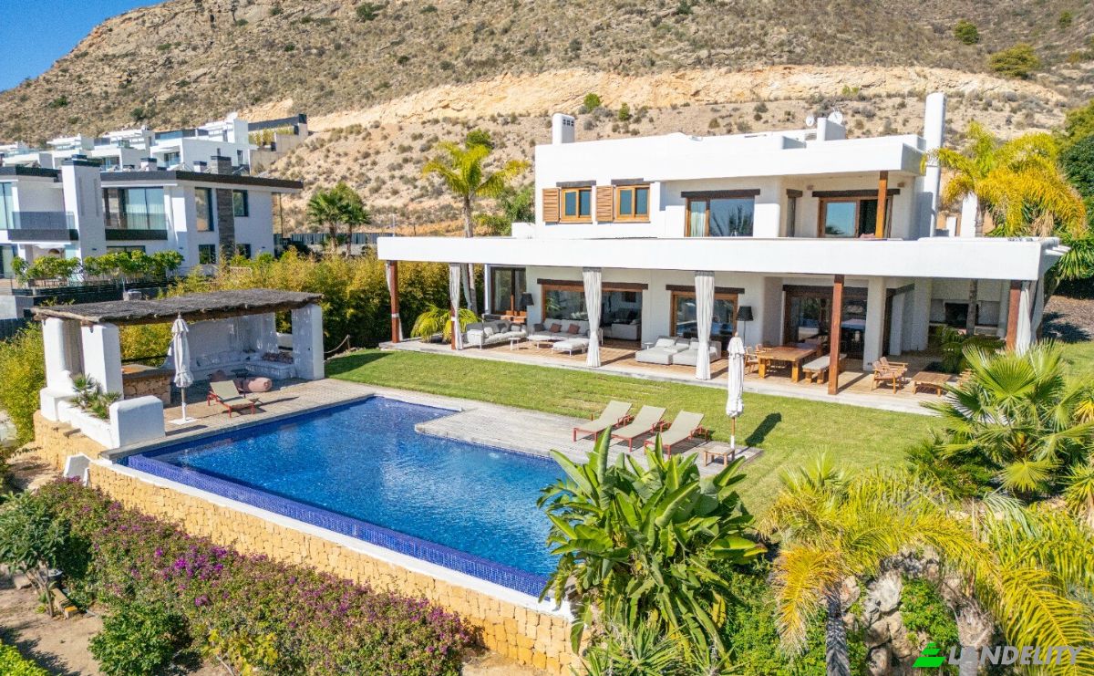 Villa for Sale C Viena, Finestrat, Alicante, Valencian Community, Spain. Photo 4