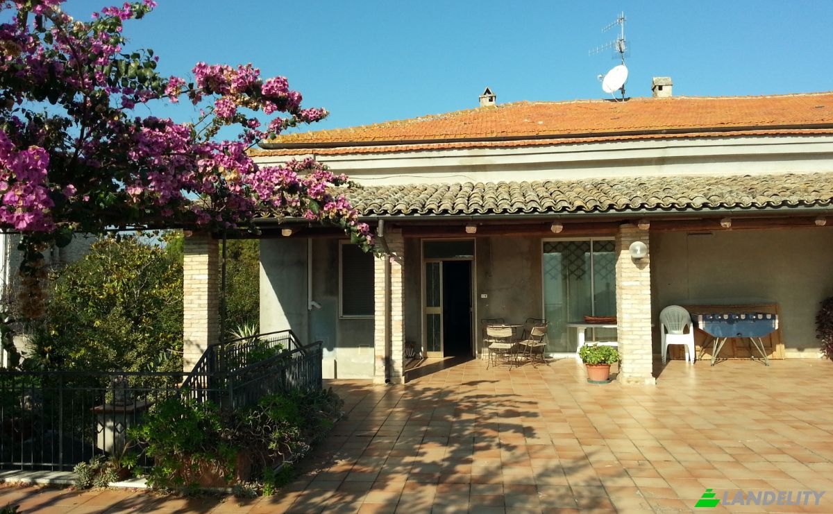 Single Family Home for Sale Via Torremontanara, 2381, 66010 Torremontanara CH, Torremontanara, Province of Chieti, Abruzzo, Italy. Photo 1