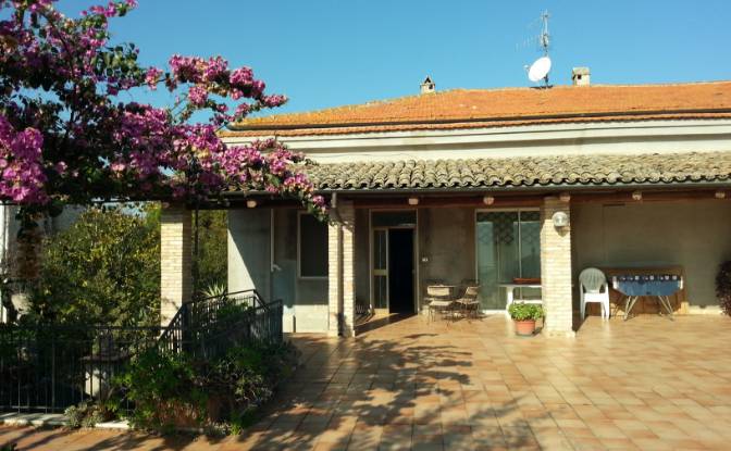 Casa unifamiliar à venda - Torremontanara, Italy