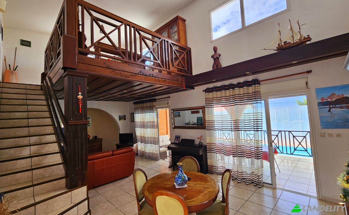 Villa for Sale 20 Rue Longuet, Saint-Paul 97422, Saint-Paul, Canton of Saint-Paul-3, Reunion. Photo 5