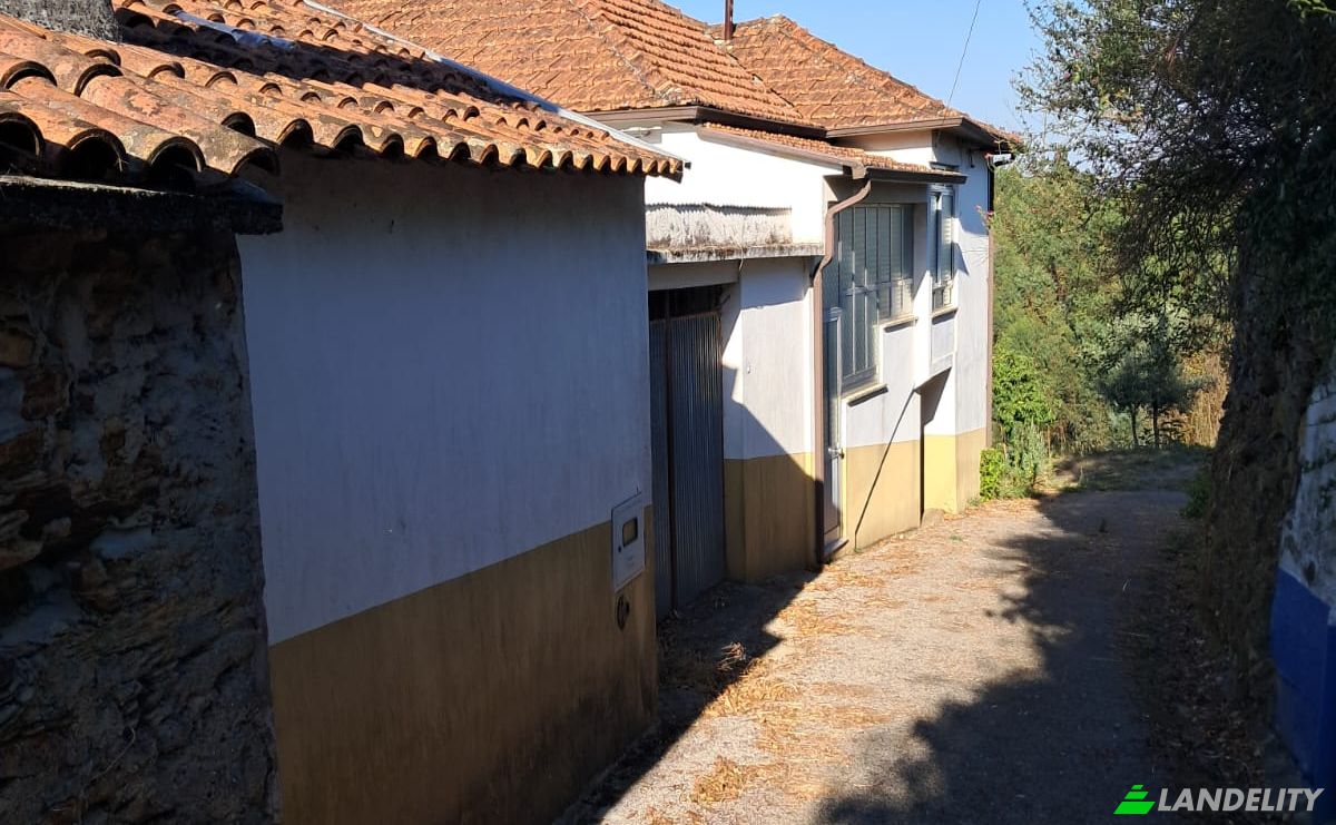 Townhouse for Sale R Principal 20, 3360 Sao Pedro de Alva, Sao Pedro de Alva e Sao Paio de Mondego, Penacova, Coimbra District, Portugal. Photo 2