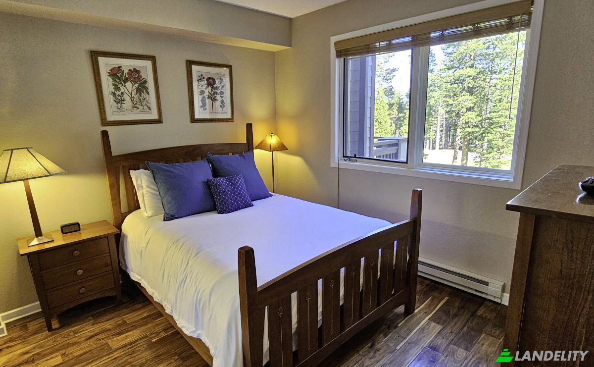 Townhouse for Sale 1500 Lodestar Dr, Mammoth Lakes, Mono County, California, United States, CA 93546, USA. Photo 10