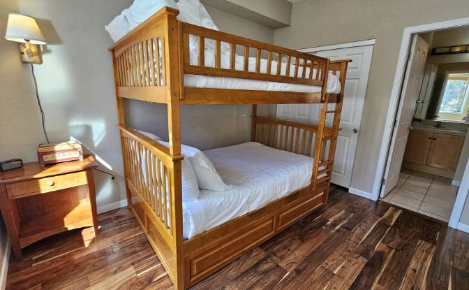 Townhouse for Sale 1500 Lodestar Dr, Mammoth Lakes. Photo#14