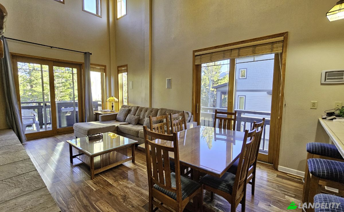 Townhouse for Sale 1500 Lodestar Dr, Mammoth Lakes, Mono County, California, United States, CA 93546, USA. Photo 4