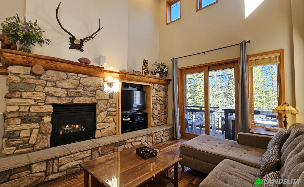 Townhouse for Sale 1500 Lodestar Dr, Mammoth Lakes, Mono County, California, United States, CA 93546, USA. Photo 5