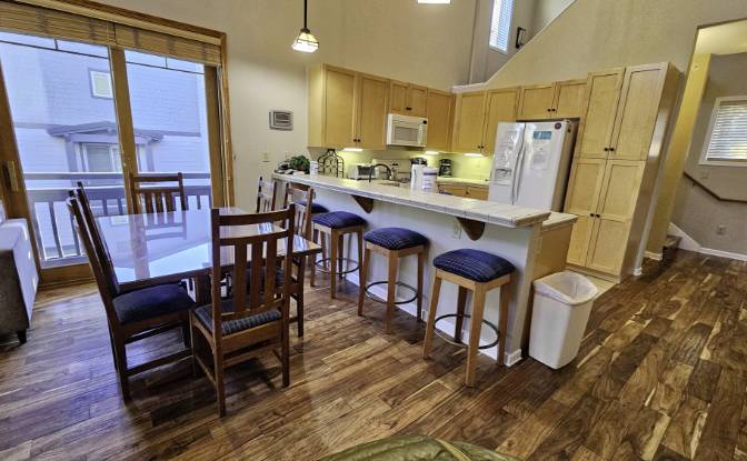 Townhouse for Sale 1500 Lodestar Dr, Mammoth Lakes. Photo#6