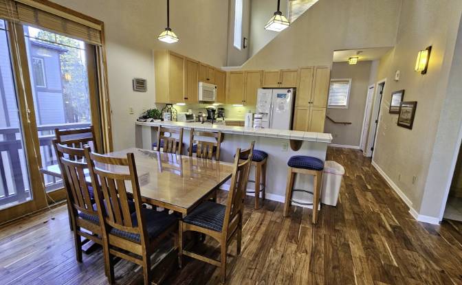 Townhouse for Sale 1500 Lodestar Dr, Mammoth Lakes. Photo#8