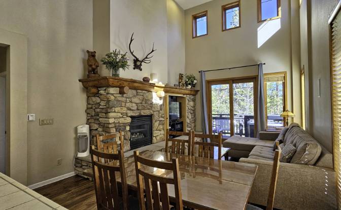 Townhouse for Sale 1500 Lodestar Dr, Mammoth Lakes. Photo#9