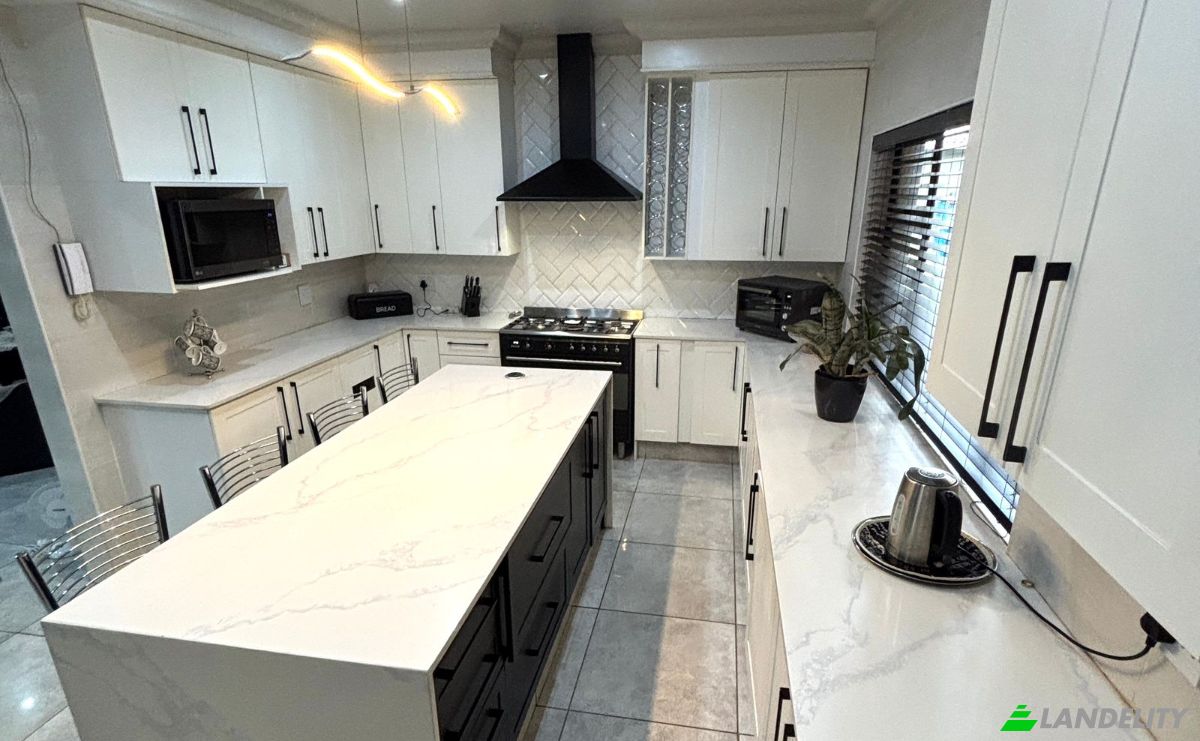 Villa for Sale 10 Daimler ave, Rand Collieries SH, Brakpan, City of Ekurhuleni Metropolitan Municipality, Gauteng, South Africa, 1549. Photo 11